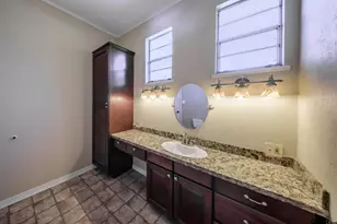 507 N St Mary St, Carthage, TX 75633 - Photo 37