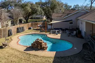 507 N St Mary St, Carthage, TX 75633 - Photo 21