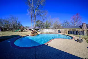 507 N St Mary St, Carthage, TX 75633 - Photo 39