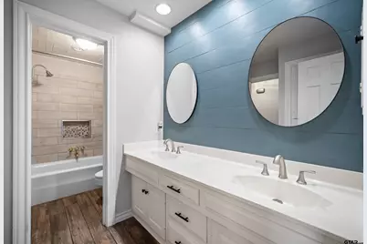 4728 Downing, Tyler, TX 75703 - Photo 17