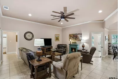 371 Meadow View Path, Holly Lake Ranch, TX 75765 - Photo 15