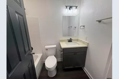 206 Landers St, Mineola, TX 75773 - Photo 9