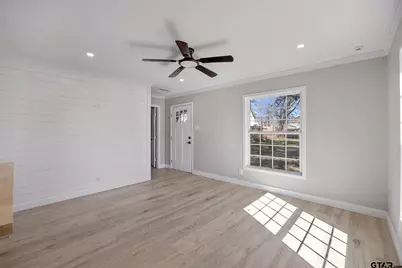 829 S College, Tyler, TX 75701 - Photo 11