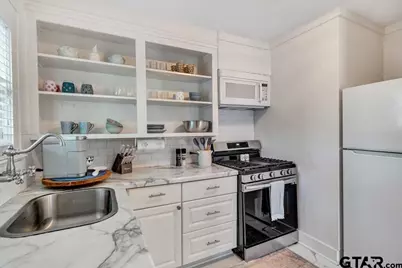 606 W Dobbs, Tyler, TX 75701 - Photo 15