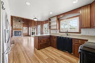 1131 Co Rd 3108, Jacksonville, TX 75766 - Photo 21