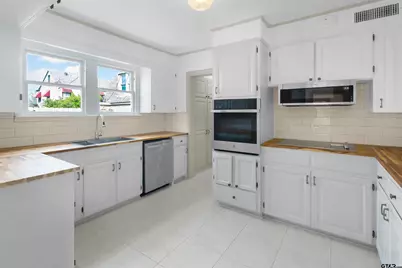 401 W 4th St, Tyler, TX 75701 - Photo 13