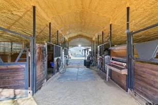 8261 County Rd 381, Tyler, TX 75708 - Photo 21