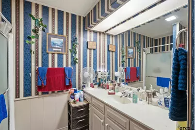 2103 Easy St, Tyler, TX 75703 - Photo 31