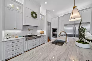 1572 Maple Cir, Tyler, TX 75703 - Photo 11