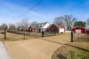 10624 Russell Dr, Chandler, TX 75758 - Photo 7