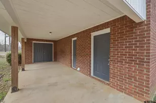 3075 E Lake Dr, Gladewater, TX 75647 - Photo 15