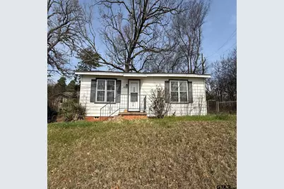 504 W Main St, Whitehouse, TX 75791 - Photo 1