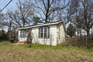 504 W Main St, Whitehouse, TX 75791 - Photo 3