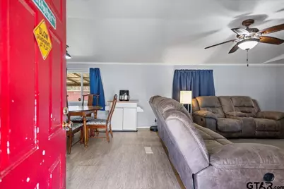 338 Bandera, Bullard, TX 75757 - Photo 5