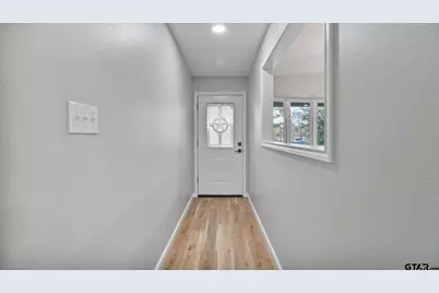 18208 N Lakeview, Troup, TX 75789 - Photo 13