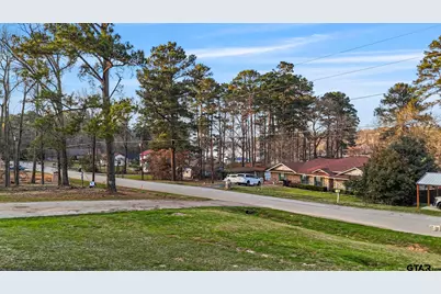 18208 N Lakeview, Troup, TX 75789 - Photo 7