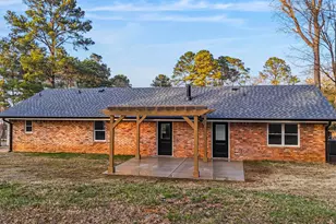18208 N Lakeview, Troup, TX 75789 - Photo 5