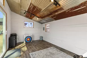 17110 Crossing Cir, Lindale, TX 75771 - Photo 33