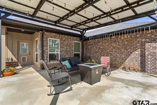 17110 Crossing Cir, Lindale, TX 75771 - Photo 25