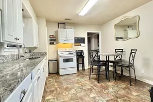 402 Milligan Dr, Pittsburg, TX 75686 - Photo 11