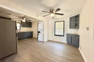 137 Ash St, Pittsburg, TX 75686 - Photo 7