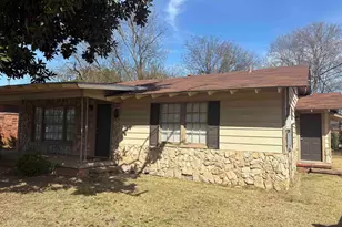 137 Ash St, Pittsburg, TX 75686 - Photo 15