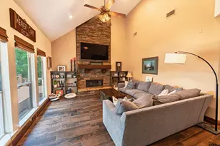 233 E El Dorado Dr, Scroggins, TX 75480 - Photo 9