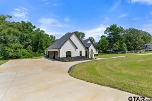 10725 Red Bud Pl, Whitehouse, TX 75791 - Photo 3