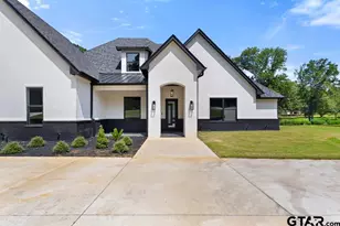 10725 Red Bud Pl, Whitehouse, TX 75791 - Photo 3