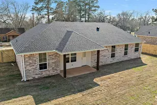 202 Jordan St, Rusk, TX 75785 - Photo 3