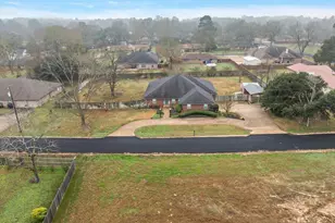 142 Parrish St, Rusk, TX 75785 - Photo 3