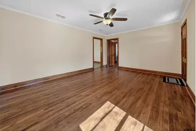 404 Rogers Ave, Henderson, TX 75654 - Photo 11