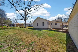 404 Rogers Ave, Henderson, TX 75654 - Photo 39