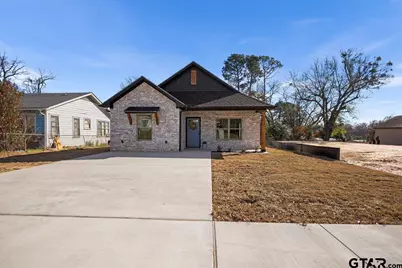 1413 N Summit, Tyler, TX 75702 - Photo 1