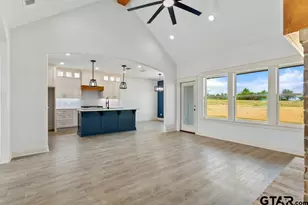 15510 C R 434, Lindale, TX 75771 - Photo 11