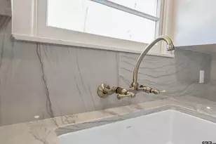 4211 Birdwell, Tyler, TX 75703 - Photo 9