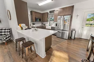 309 N Bois D Arc St, Van, TX 75790 - Photo 7