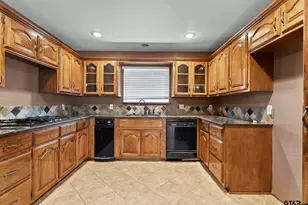 3700 Lake Vista Cir, Tyler, TX 75707 - Photo 13