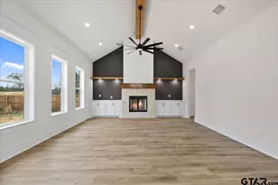 19395 Ridge Point Cir, Lindale, TX 75771 - Photo 13