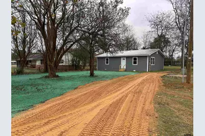 304 Fisher Street, Alto, TX 75925 - Photo 1