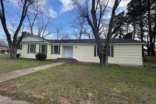 101 Pecan Grove, Pittsburg, TX 75686 - Photo 1