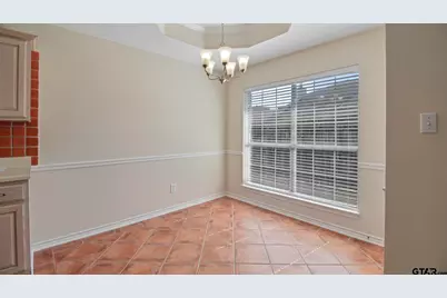 5401 Hollytree Dr #602, Tyler, TX 75703 - Photo 9