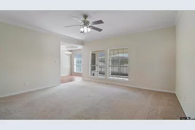 5401 Hollytree Dr #602, Tyler, TX 75703 - Photo 3