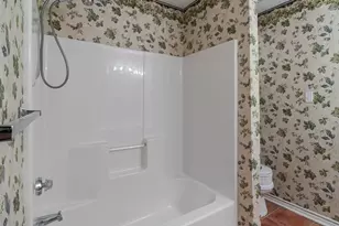 5401 Hollytree Dr, Tyler, TX 75703 - Photo 19