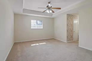 5401 Hollytree Dr, Tyler, TX 75703 - Photo 11