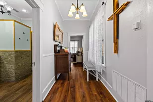 217 N Montgomery St, Gilmer, TX 75644 - Photo 17