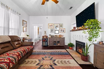 217 N Montgomery St., Gilmer, TX 75644 - Photo 5