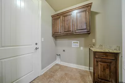 2114 W Hawkins Pkwy, Longview, TX 75605 - Photo 21