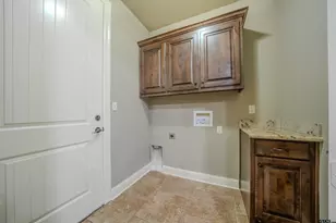 2114 W Hawkins Pkwy, Longview, TX 75605 - Photo 21
