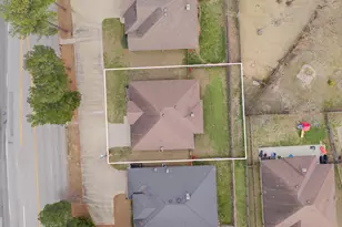 2114 W Hawkins Pkwy, Longview, TX 75605 - Photo 23